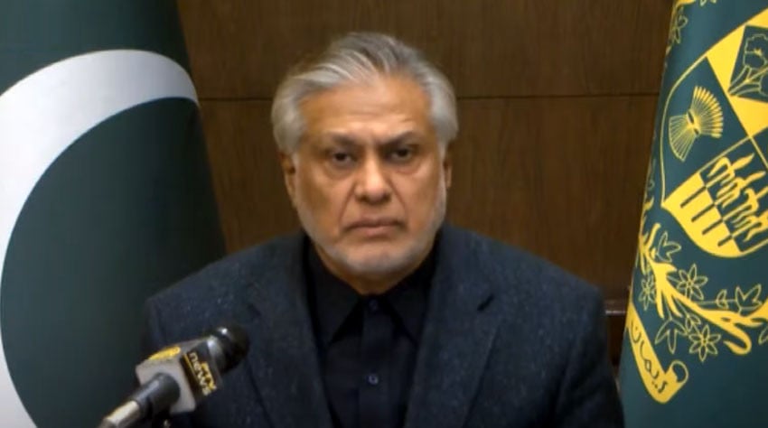 PTI Wants Dar To Resign Over Dismal Performance 35024