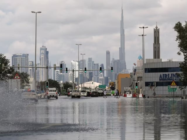 UAE Reels For A Third Day After Recordbreaking Storm 49160