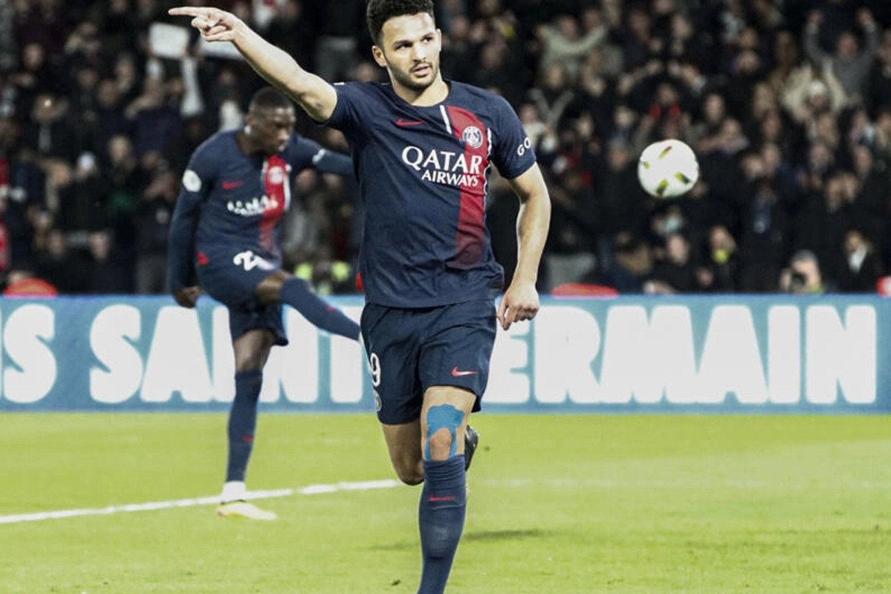 PSG Crush Lyon To Stand On Brink Of Ligue 1 Title 49388