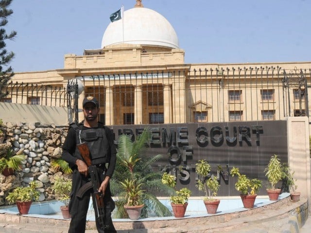 SC Orders Removal Of Encroachments Placed Outside Govt Private Buildings In Karachi 49524