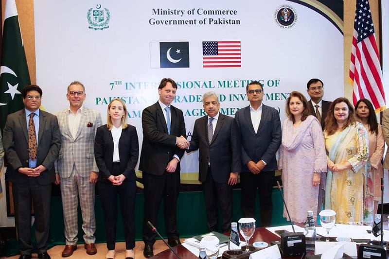 Pakistan US Officials Engage To Improve Trade And Investment 49542