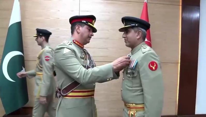 Investiture Ceremonies Of Lahore And Peshawar Corps Held 50192