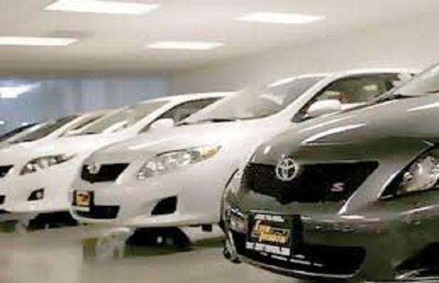 Demand For Hybrid Small Cars Boosts Auto Sales 73417