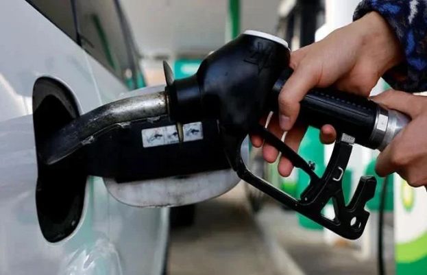 Petrol Diesel Prices Likely To Increase By Rs48 Per Litre 73457