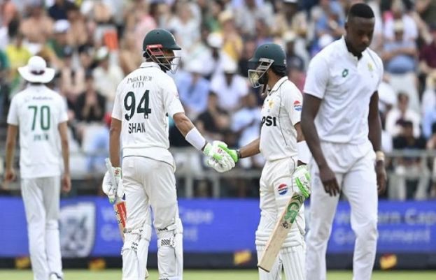 Test Day 2 Pakistan Score 378 Runs In First Innings 73983