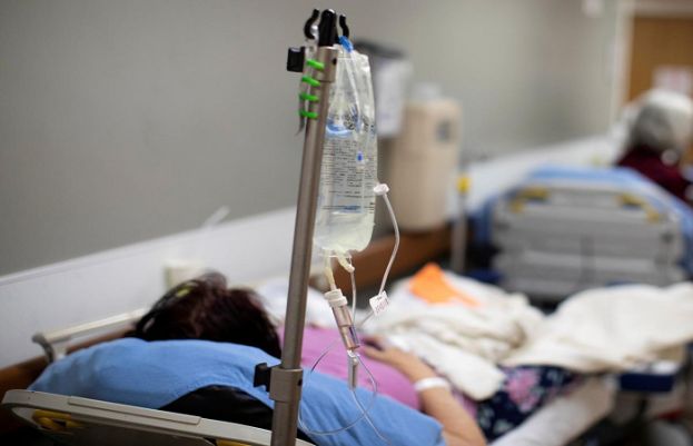 Veteran Actress Meeras Mother Hospitalized Amid Illness In Lahore 74070