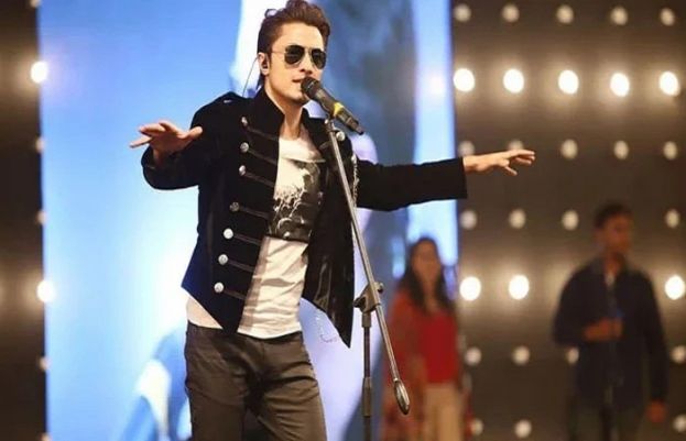 Ali Zafar Hints At Big Music Drop Fans Excited For December 20 74399