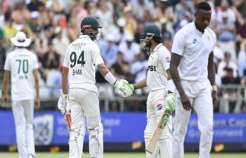 Test Day 2 Pakistan Score 378 Runs In First Innings 73983