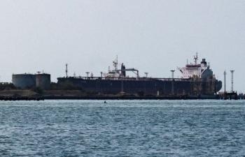 US Seizes Sanctioned Oil Tanker Near Venezuela Trump 74710
