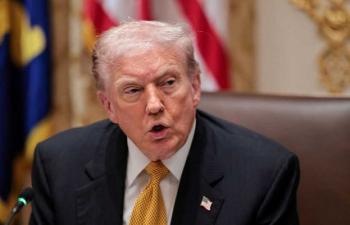 Trump Warns For Funding States Over AI Regulations 74728