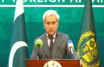Mediator Pakistan Urges Against Speculation Over USIran Peace Talks Date 76265