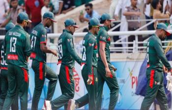 Bangladesh Restrict New Zealand To 2478 In First One Day 76273