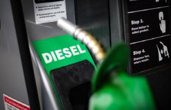 Govt Cuts Diesel Price By Rs32 Per Litre Following Drop In Intl Oil Rates 76277