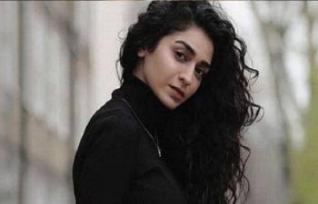 Kubra Khan Praises Hajra Yamins Bold Look 76324