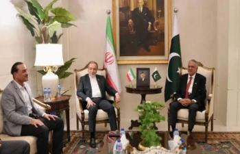 Araghchi Meets Field Marshal Asim Munir And Ishaq Dar In Peace Talks 76359