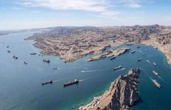 Iranian Oil Tankers Cargo Vessels Sail Through As US Naval Blockade Officially Lifted 76623
