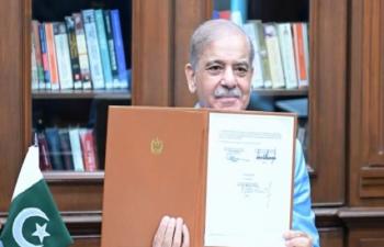 PM Shehbaz Signs Historic Islamabad MoU As Key Mediator Between US And Iran 76630