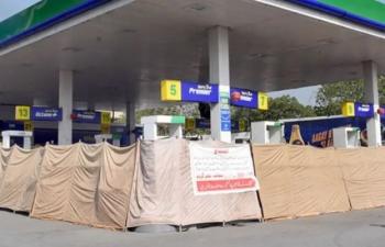 Petrol Pumps To Shut Nationwide For 24 Hours As Dealers Strike Over Daily Pricing 76799